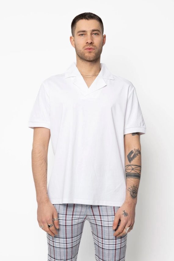 Effen hals met open hals