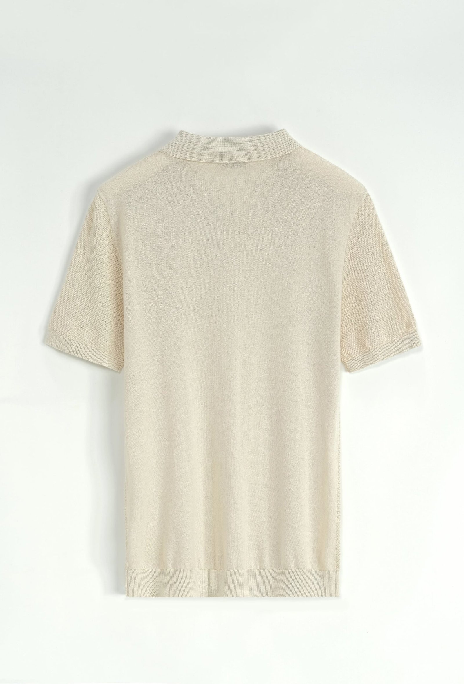 Trui met overhemdhals en knopen