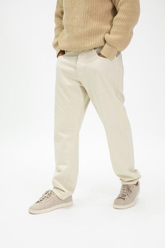 Effen rechte jeans met twee zijzakken