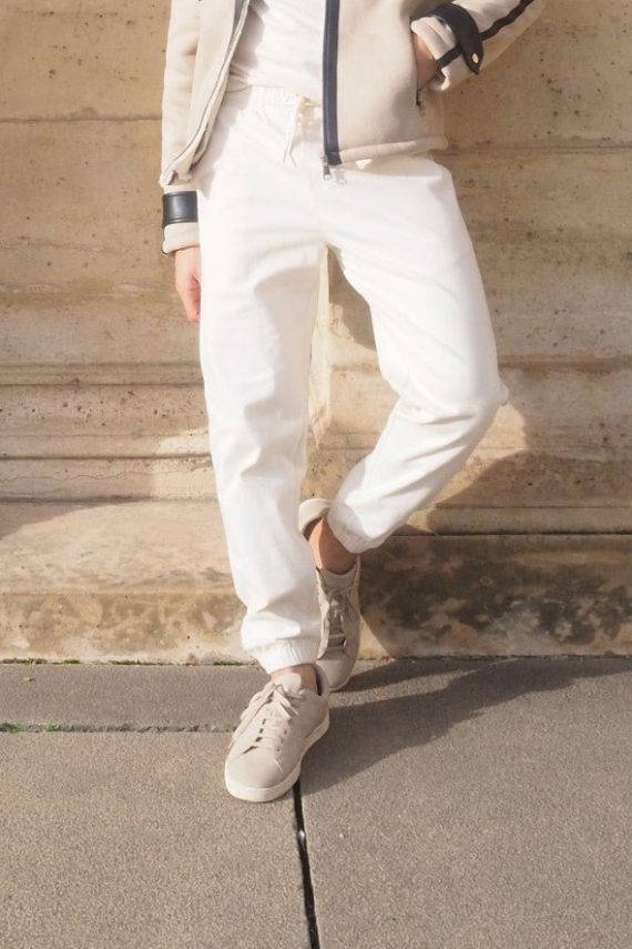 Effen en lichte urban joggingbroek